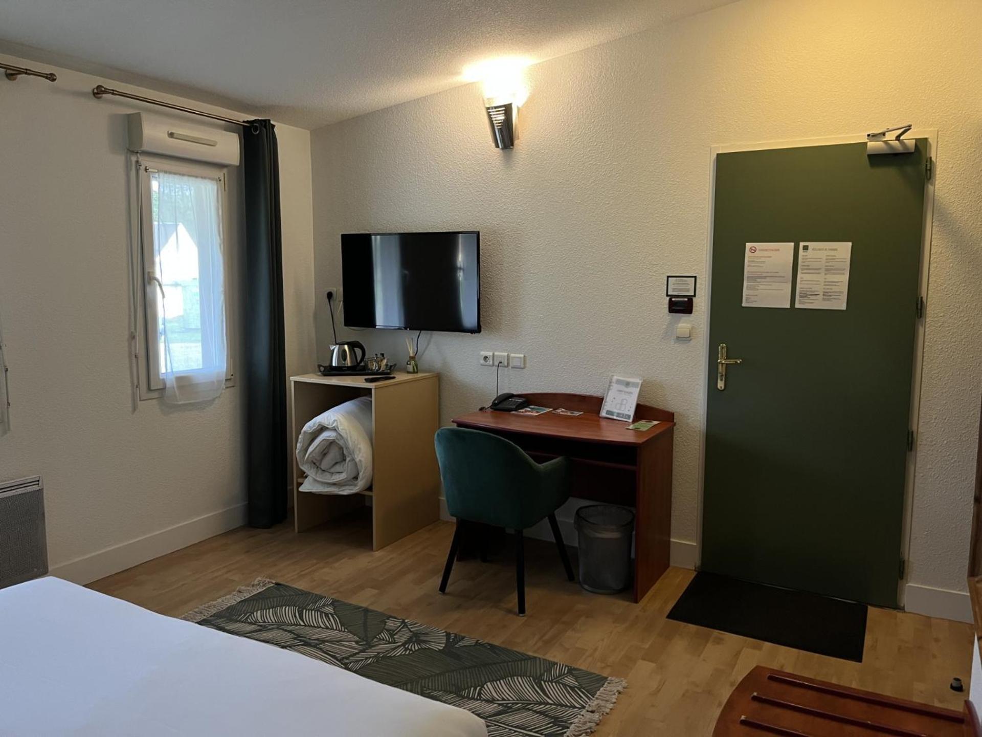 Hotel - Domaine De La Blanchardiere - Le Mans Change  Bagian luar foto